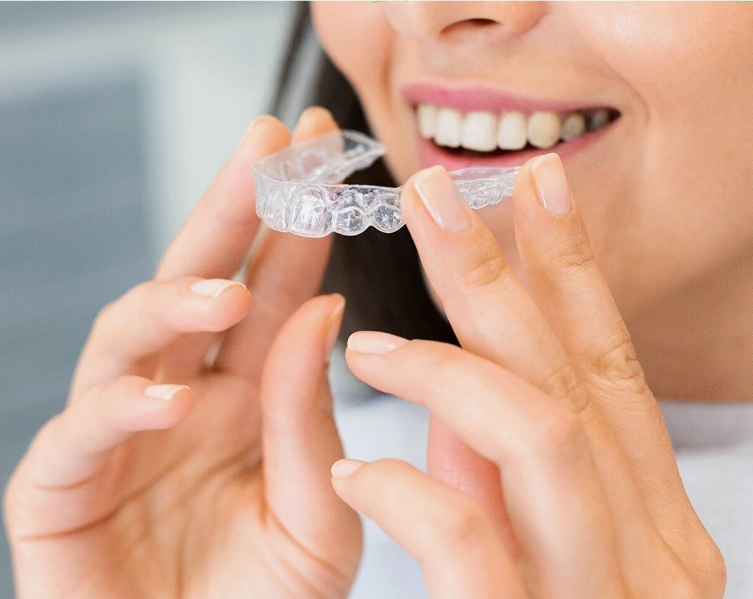 Invisalign clear aligner tray